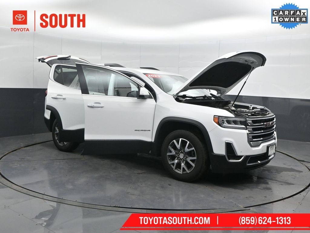 2023 GMC Acadia SLE