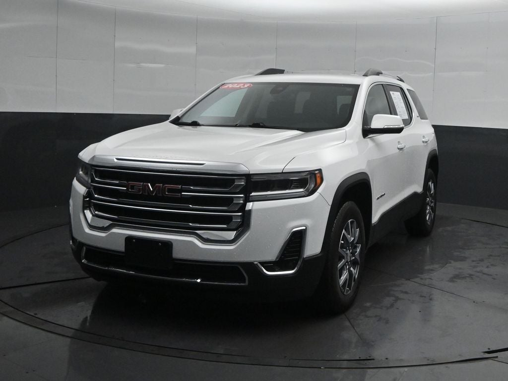 2023 GMC Acadia SLT