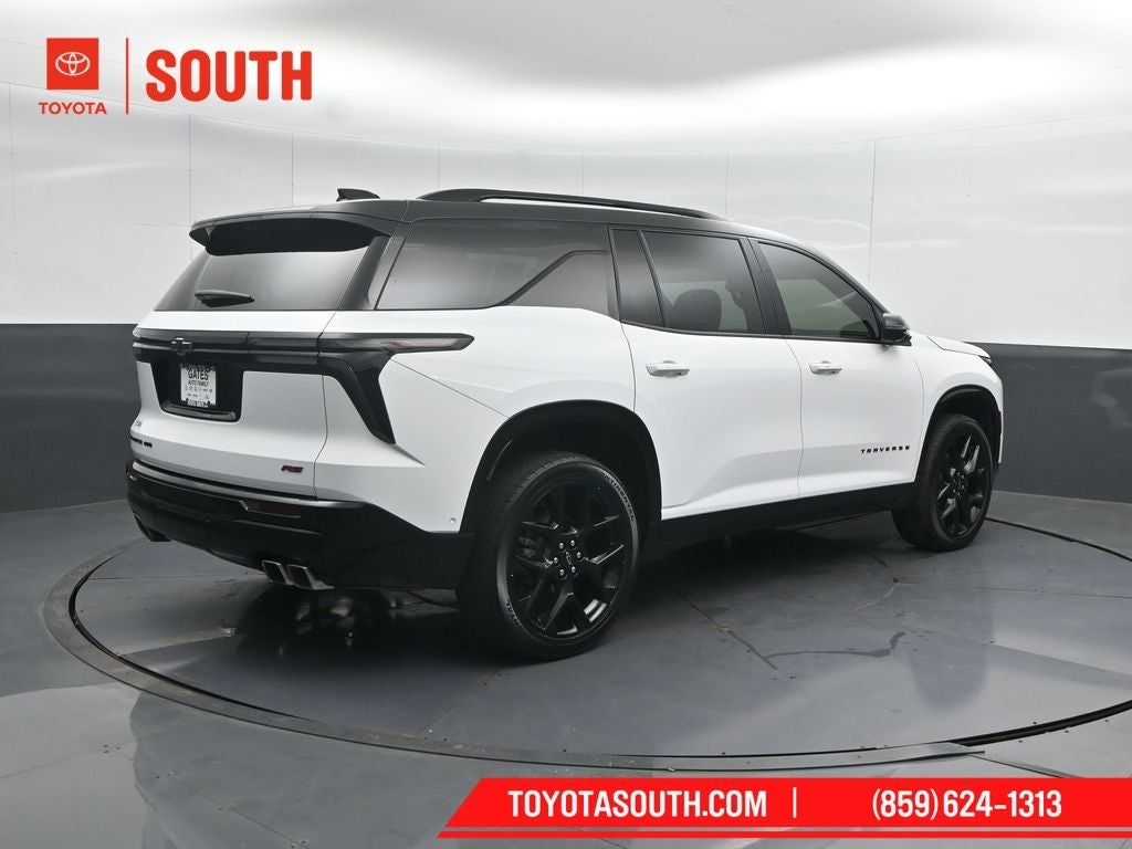 2024 Chevrolet Traverse RS