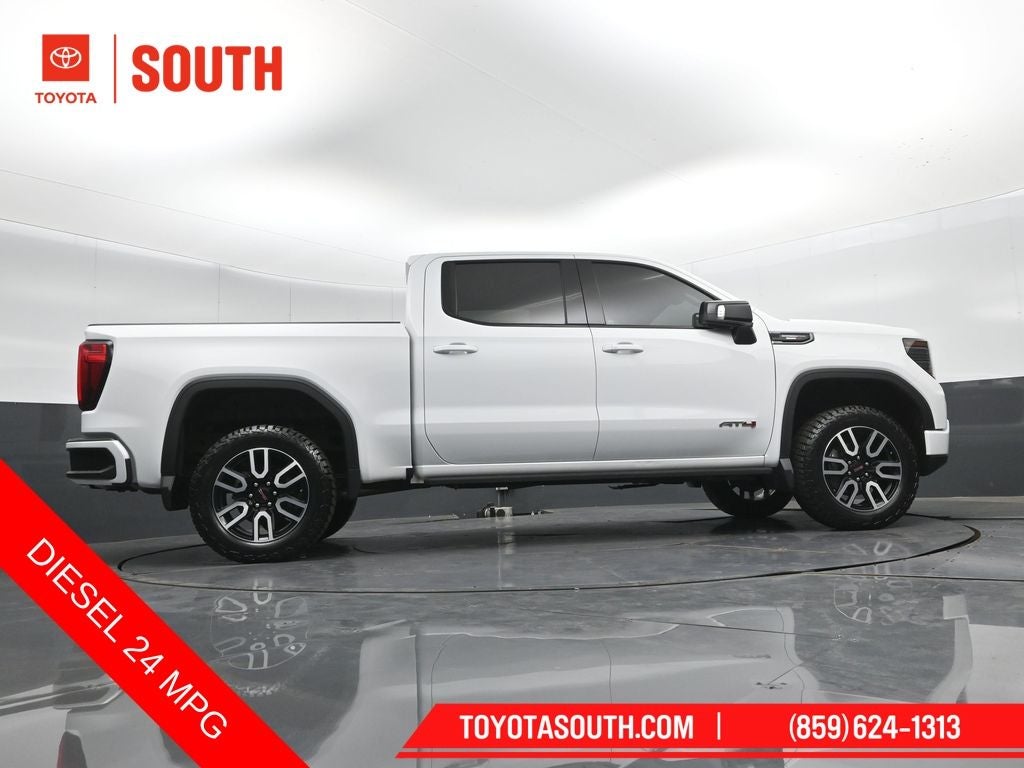 2023 GMC Sierra 1500 AT4