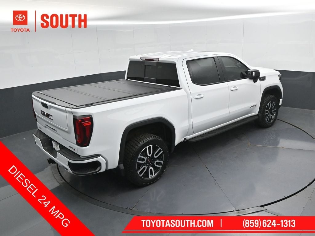 2023 GMC Sierra 1500 AT4