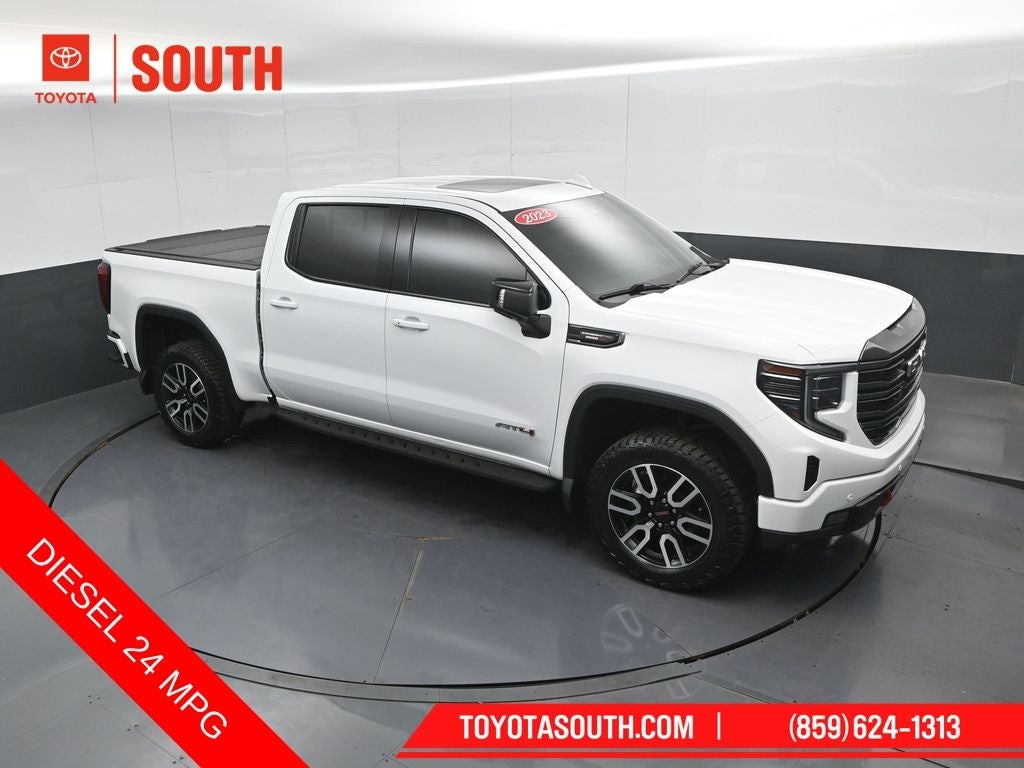 2023 GMC Sierra 1500 AT4