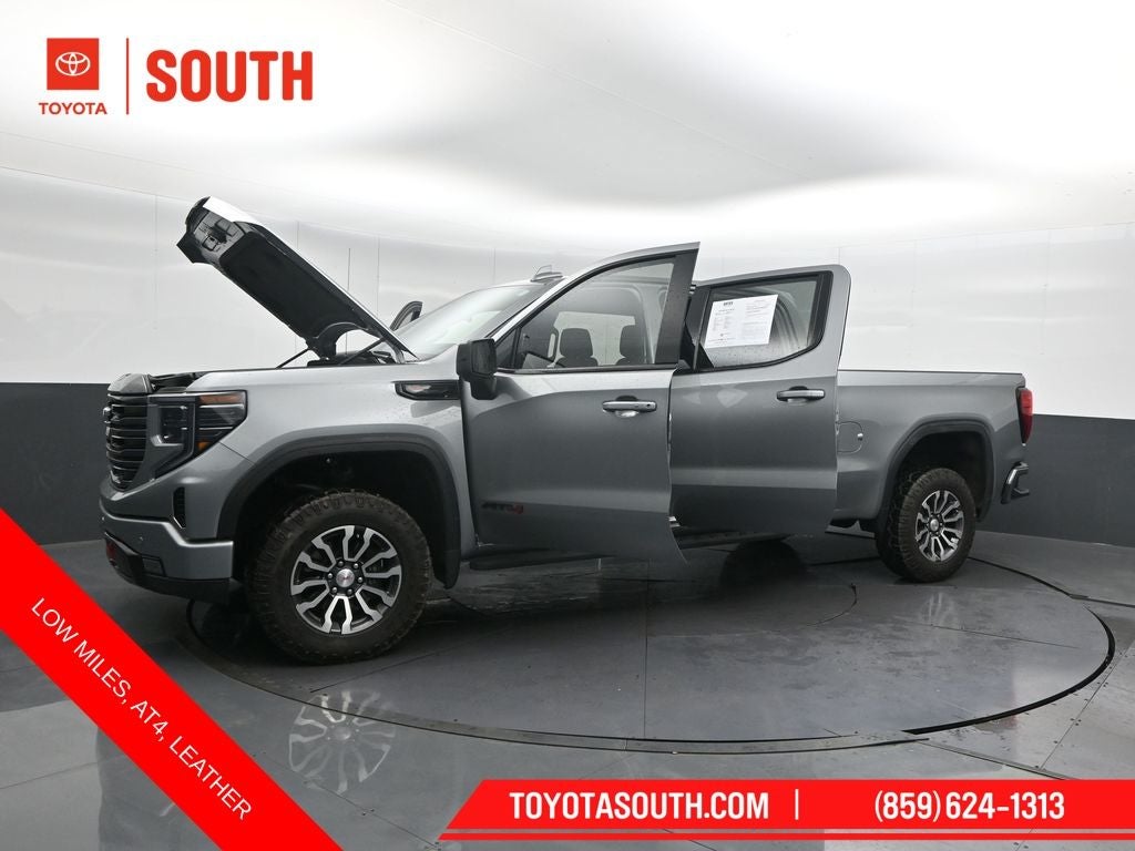 2023 GMC Sierra 1500 AT4