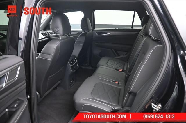 2026 Volkswagen Atlas Cross Sport 2.0T SE w/Technology