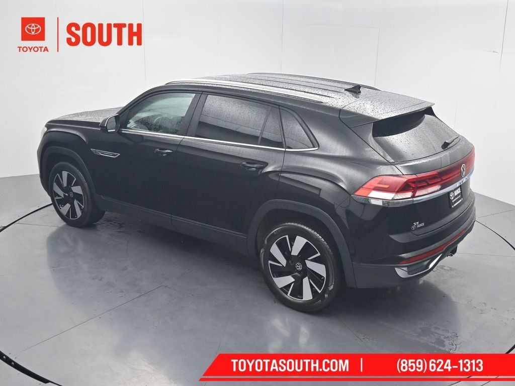2024 Volkswagen Atlas Cross Sport 2.0T SE w/Technology