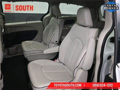 2018 Chrysler Pacifica Hybrid Limited