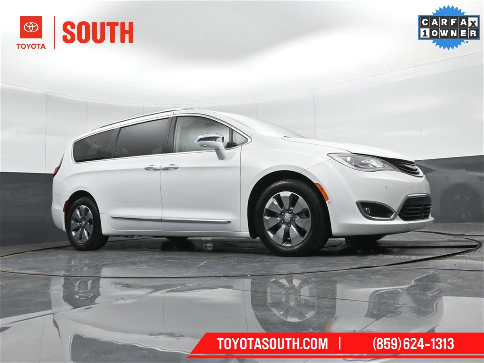 2018 Chrysler Pacifica Hybrid Limited