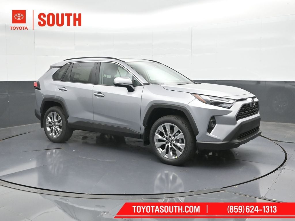 2025 Toyota RAV4 XLE Premium