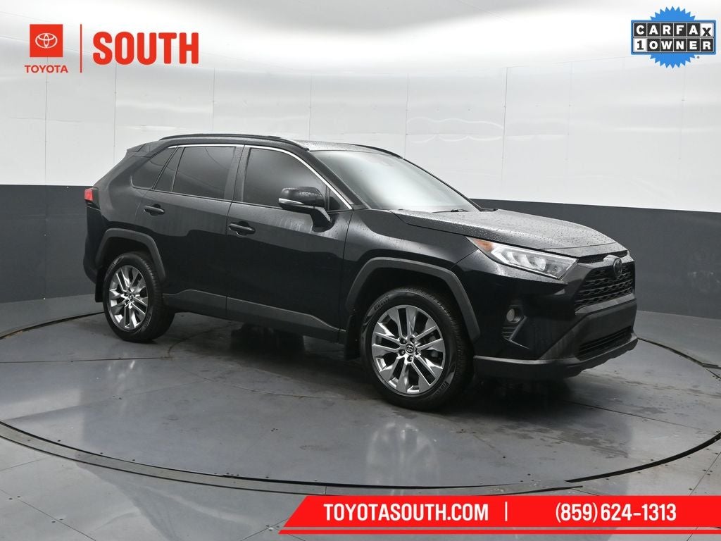 2020 Toyota RAV4 XLE Premium