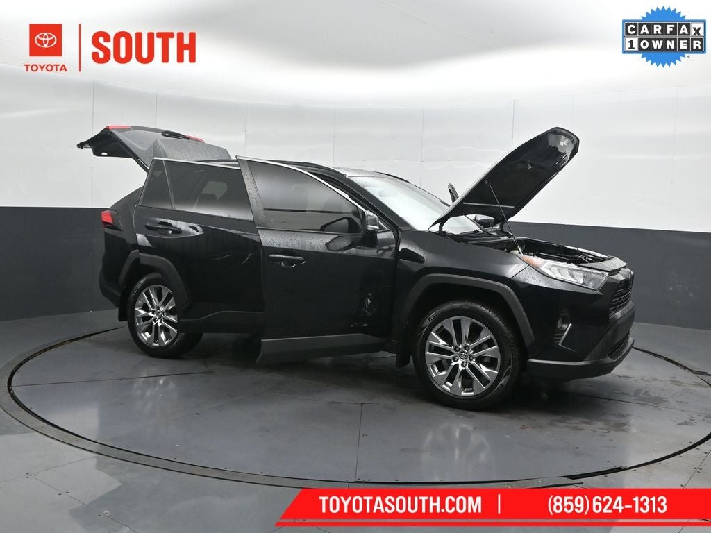 2020 Toyota RAV4 XLE Premium