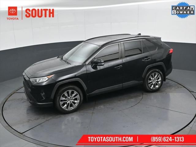 2020 Toyota RAV4 XLE Premium
