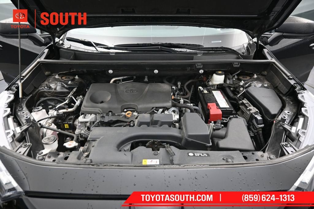 2024 Toyota RAV4 LE