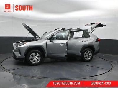 2019 Toyota RAV4 LE