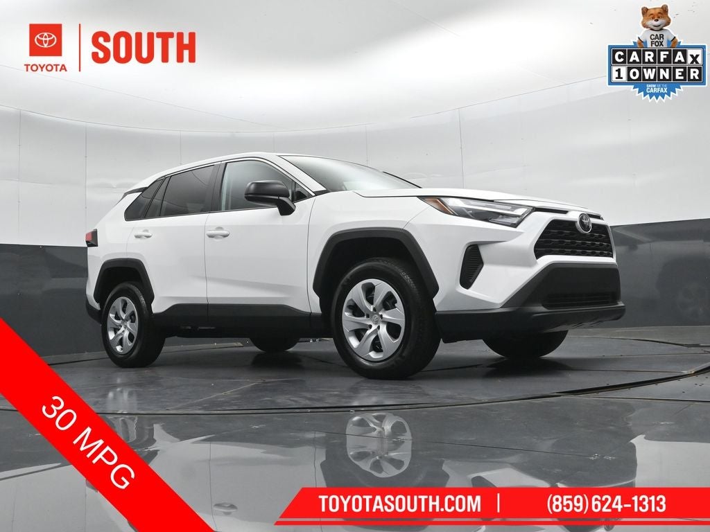 2025 Toyota RAV4 LE