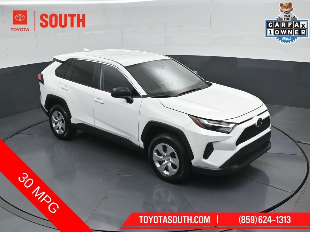 2025 Toyota RAV4 LE