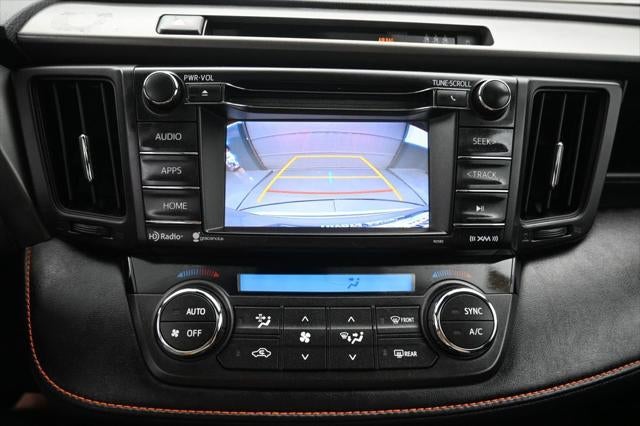 2018 Toyota RAV4 SE