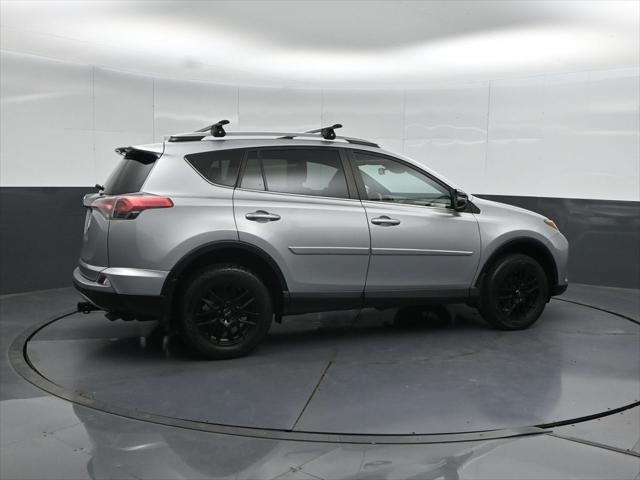 2018 Toyota RAV4 SE