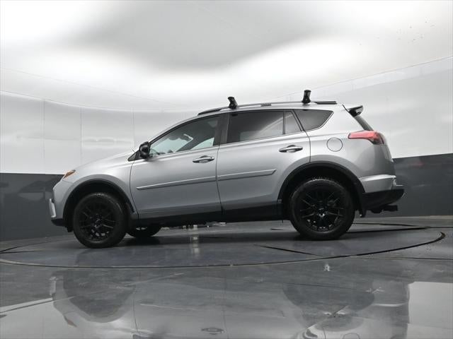 2018 Toyota RAV4 SE