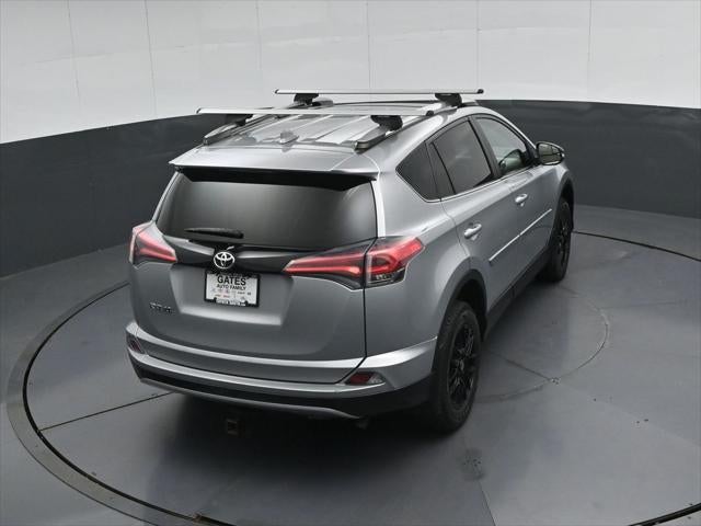 2018 Toyota RAV4 SE