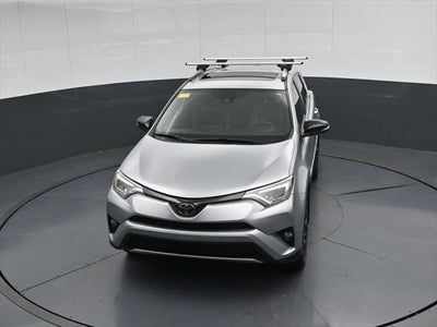 2018 Toyota RAV4 SE