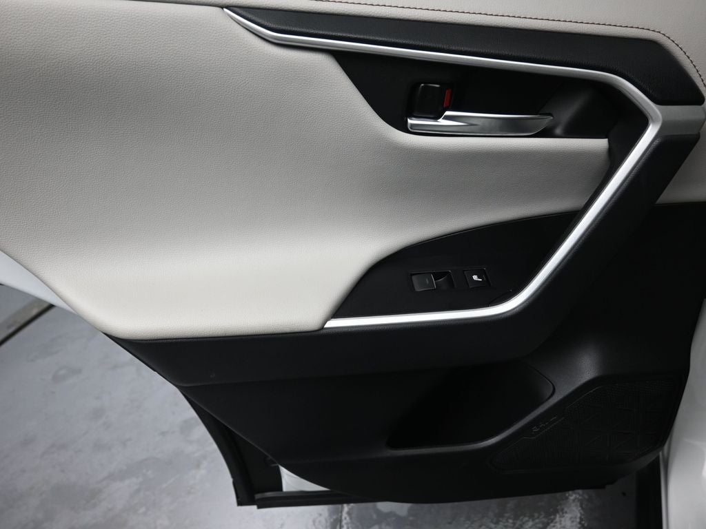 2022 Toyota RAV4 Limited