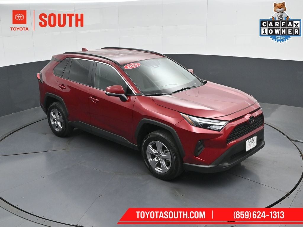 2025 Toyota RAV4 XLE