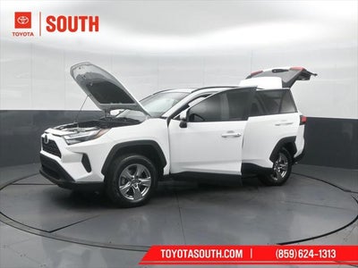 2024 Toyota RAV4 XLE
