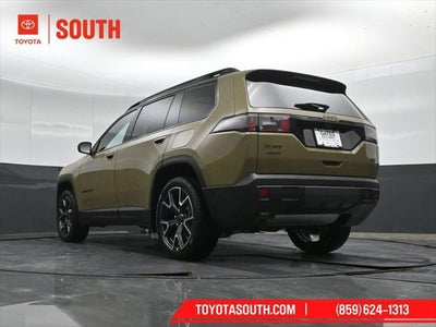 2026 Jeep Cherokee Overland
