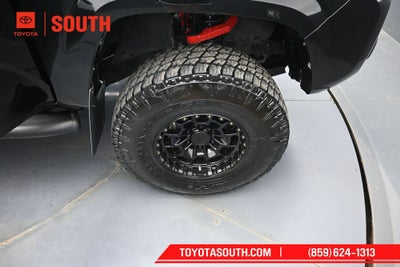 2022 Toyota Tacoma SR V6