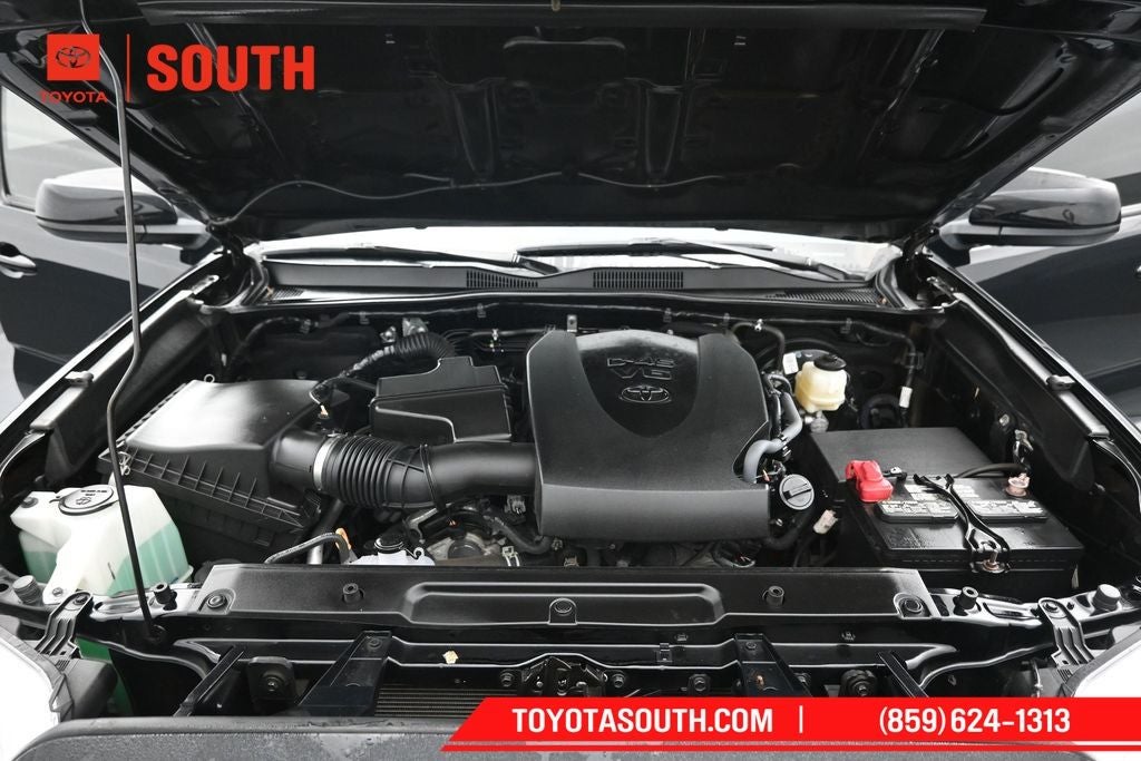 2022 Toyota Tacoma SR V6