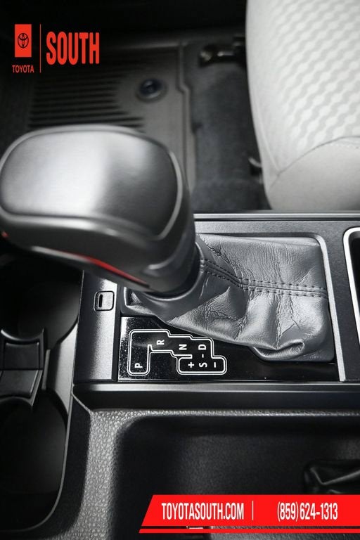 2023 Toyota Tacoma SR V6