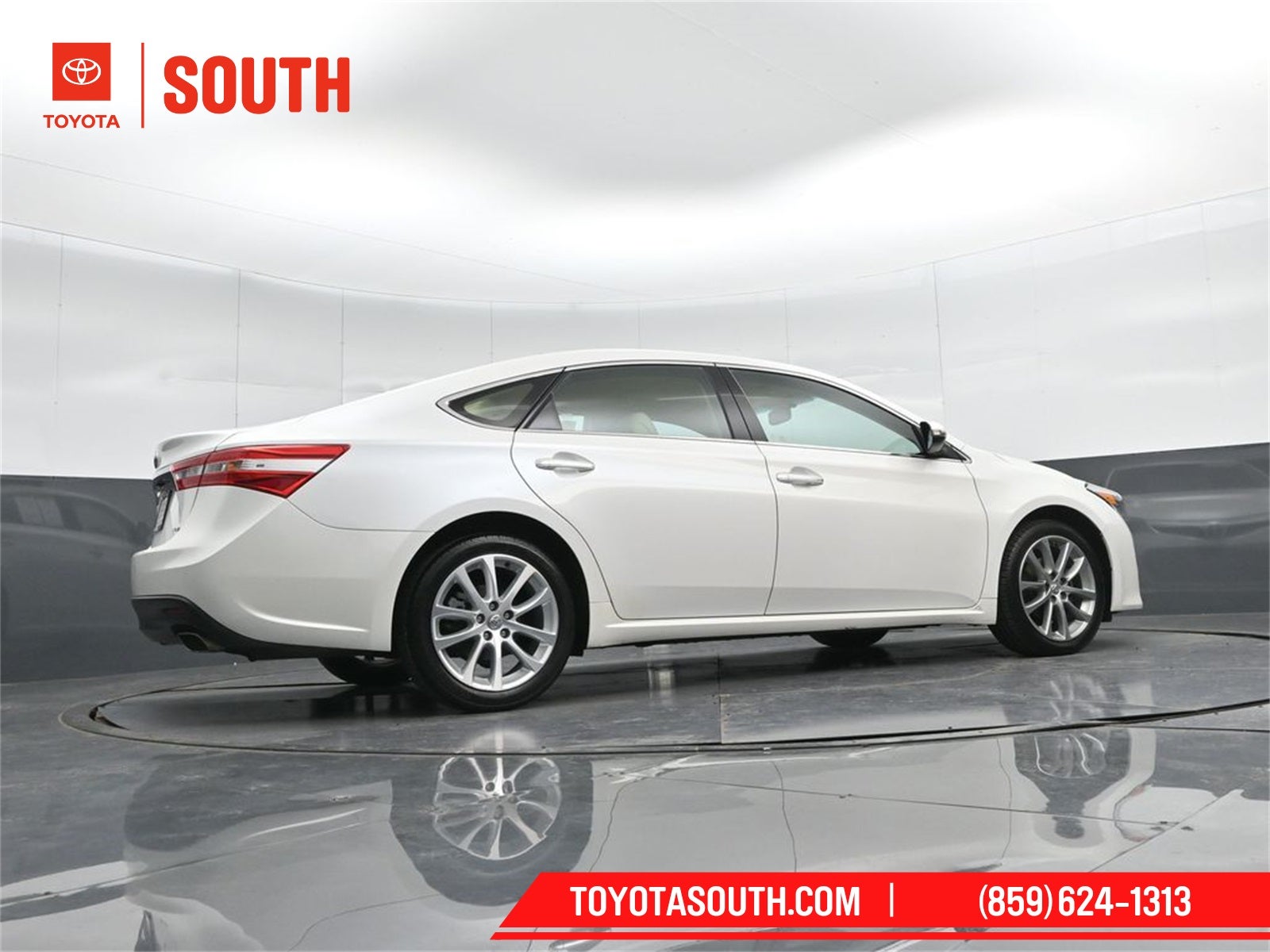 2015 Toyota Avalon XLE