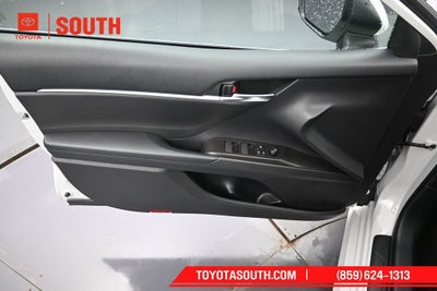 2022 Toyota Camry LE