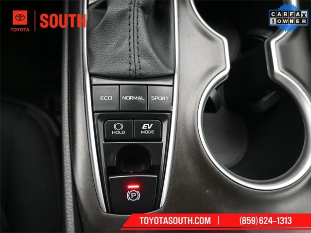 2024 Toyota Camry Hybrid LE