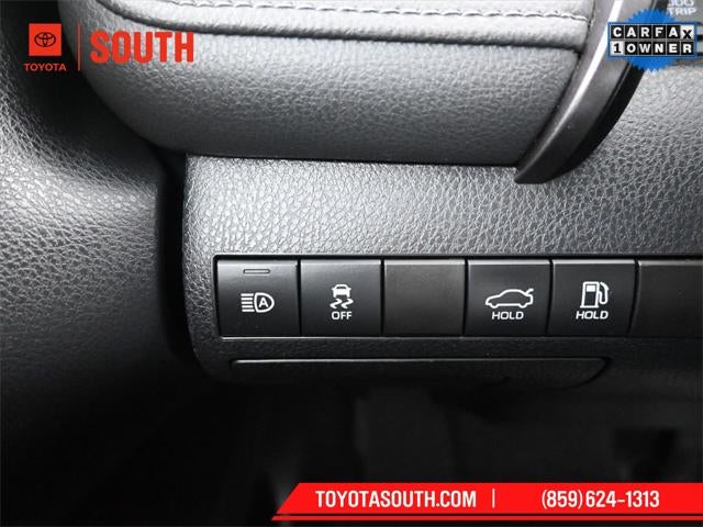 2024 Toyota Camry Hybrid LE