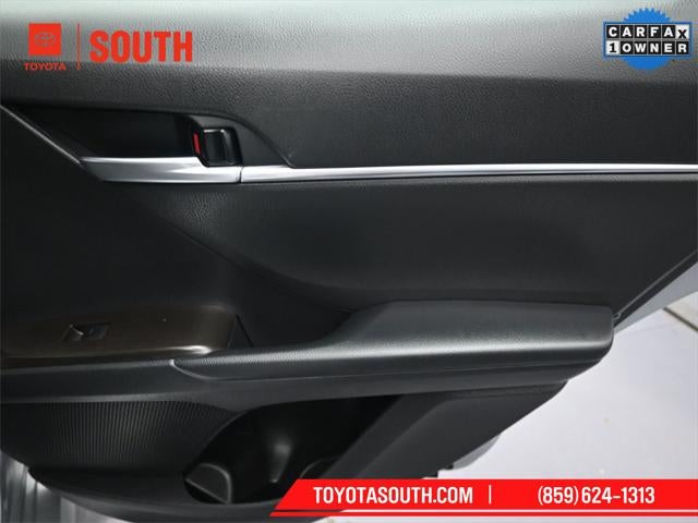 2024 Toyota Camry Hybrid LE