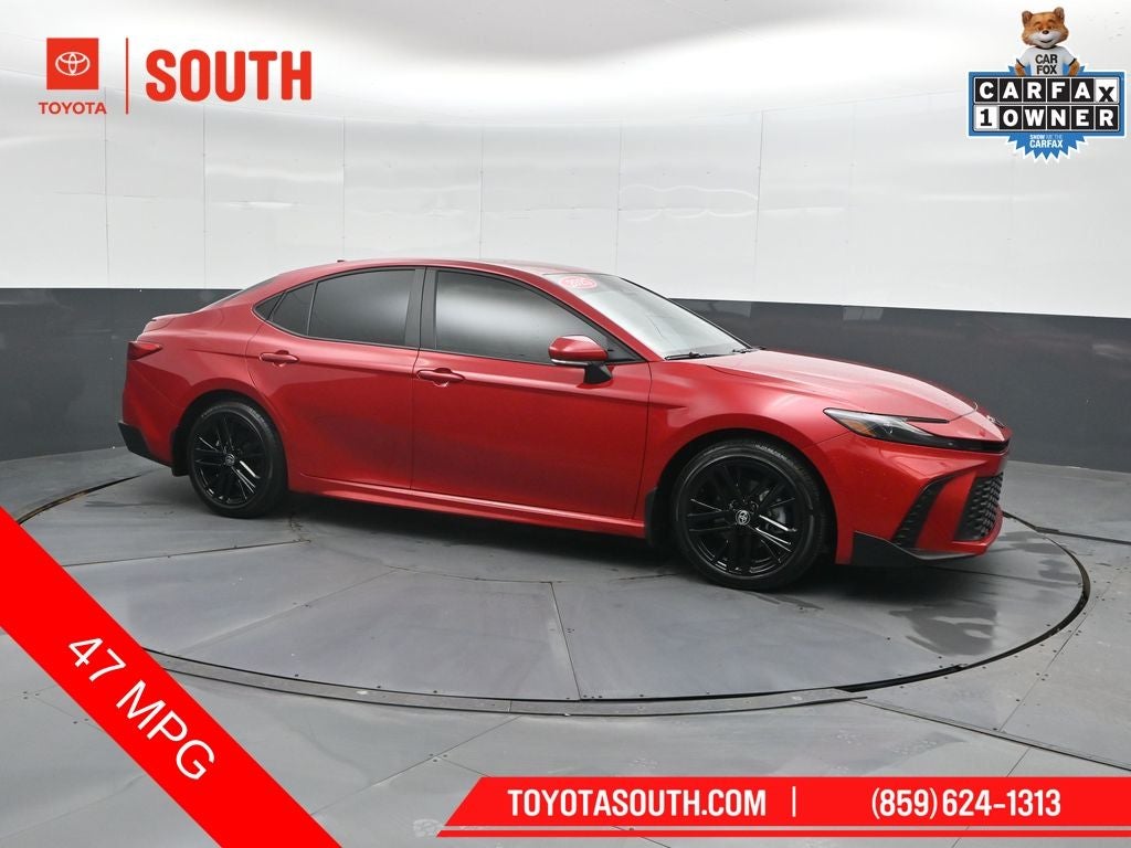 2025 Toyota Camry SE