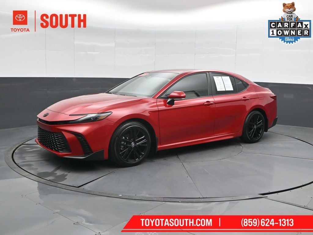 2025 Toyota Camry SE