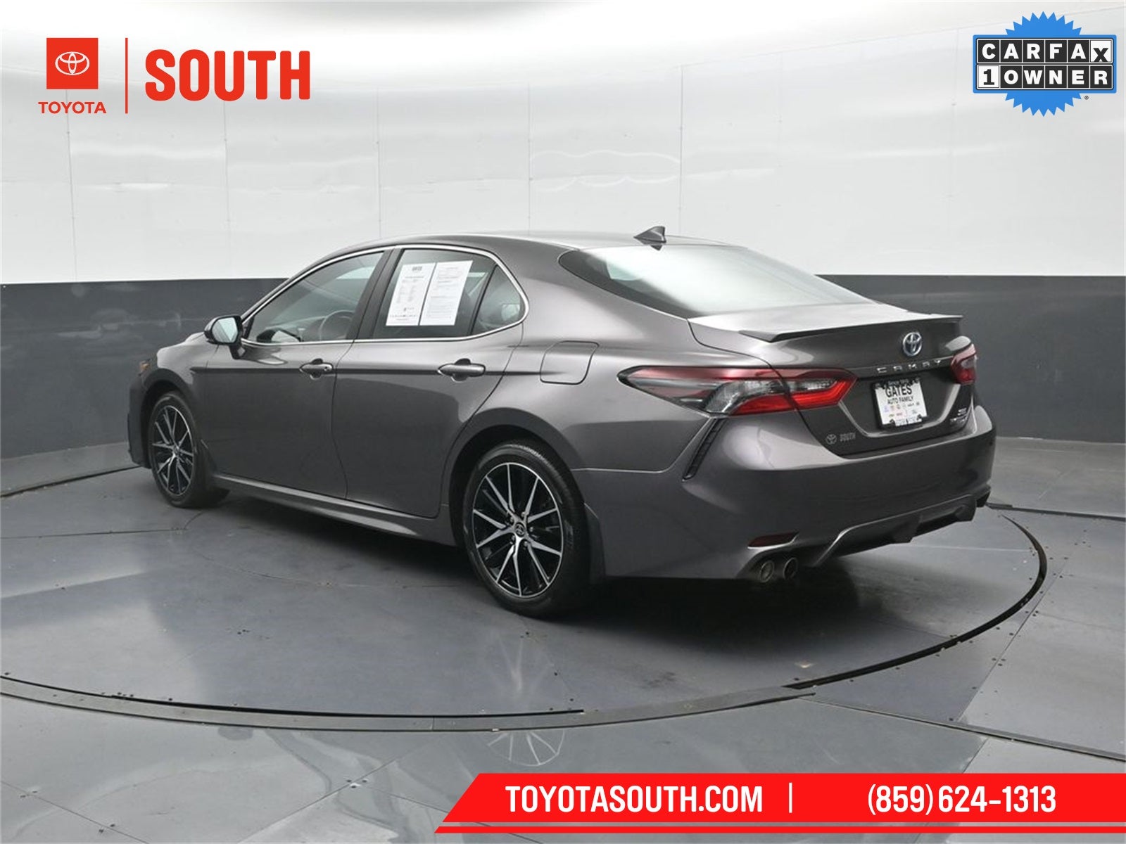 2024 Toyota Camry Hybrid SE