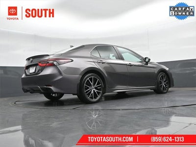 2024 Toyota Camry Hybrid SE