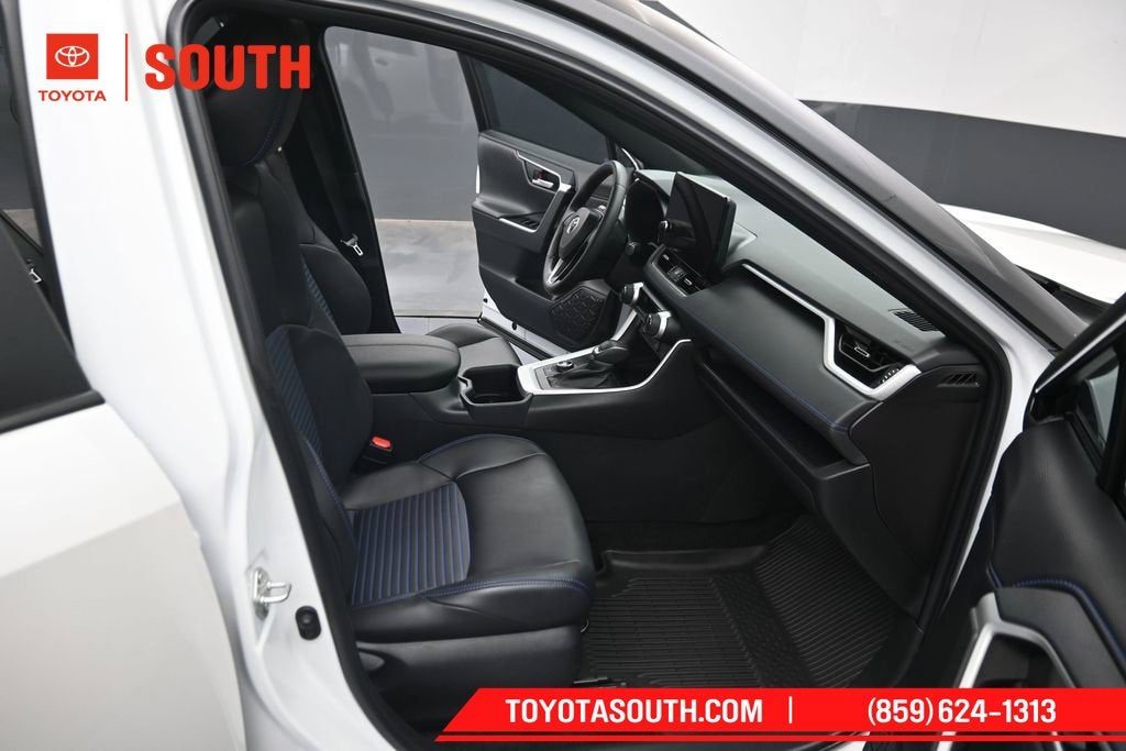 2025 Toyota RAV4 Hybrid XSE
