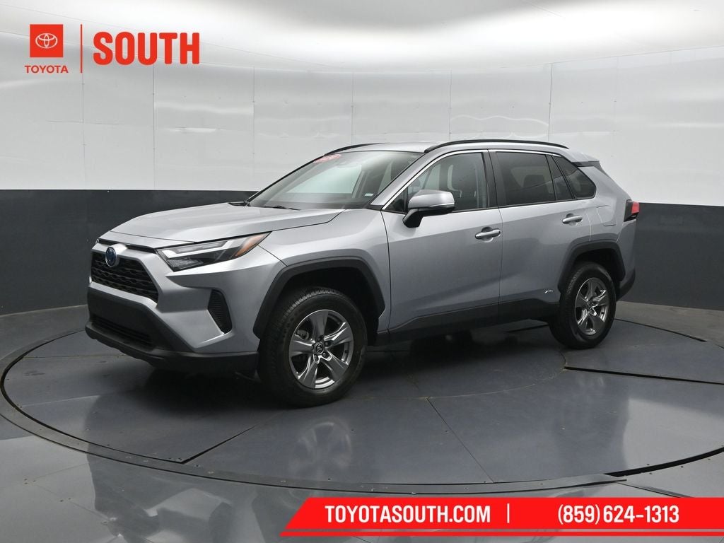 2024 Toyota RAV4 Hybrid XLE
