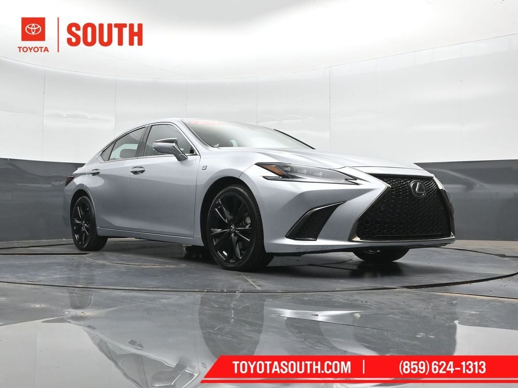 2023 Lexus ES 300h