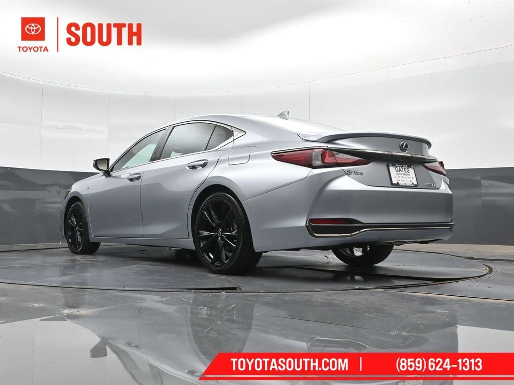 2023 Lexus ES 300h