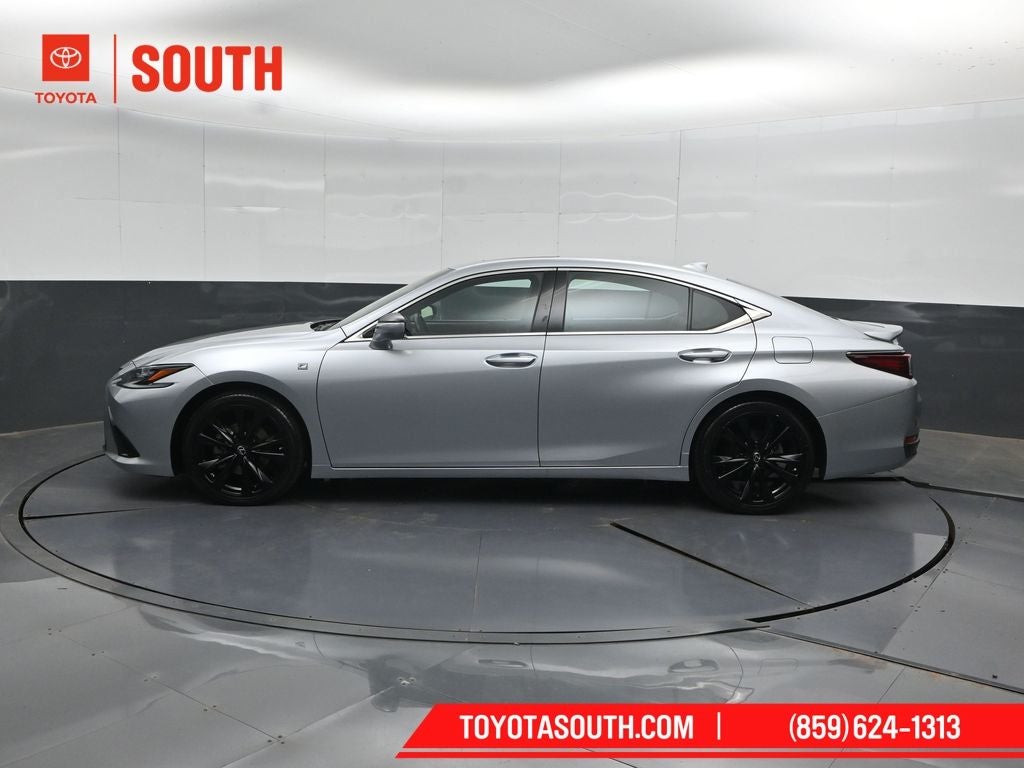 2023 Lexus ES 300h