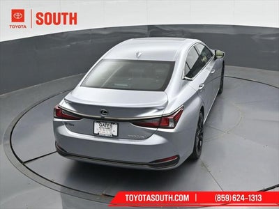 2023 Lexus ES 300h