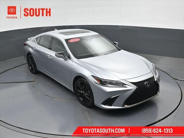 2023 Lexus ES 300h
