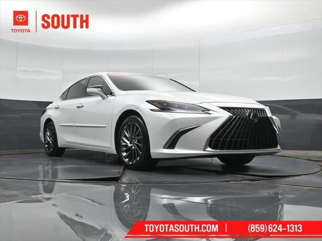 2025 Lexus ES 300h Ultra Luxury