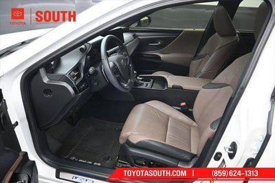 2025 Lexus ES 300h Ultra Luxury