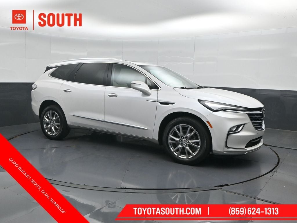 2023 Buick Enclave Essence